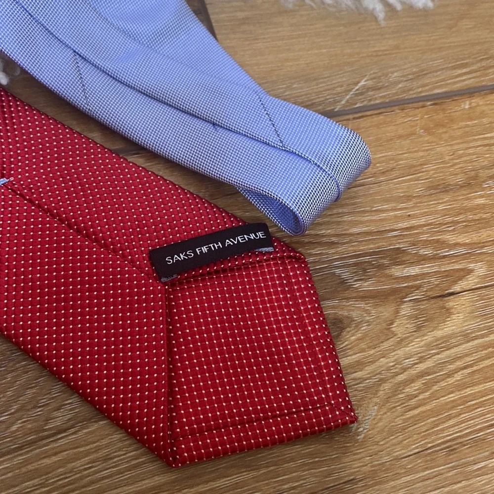 Saks Fifth‎ Avenue Polka Dot Tie